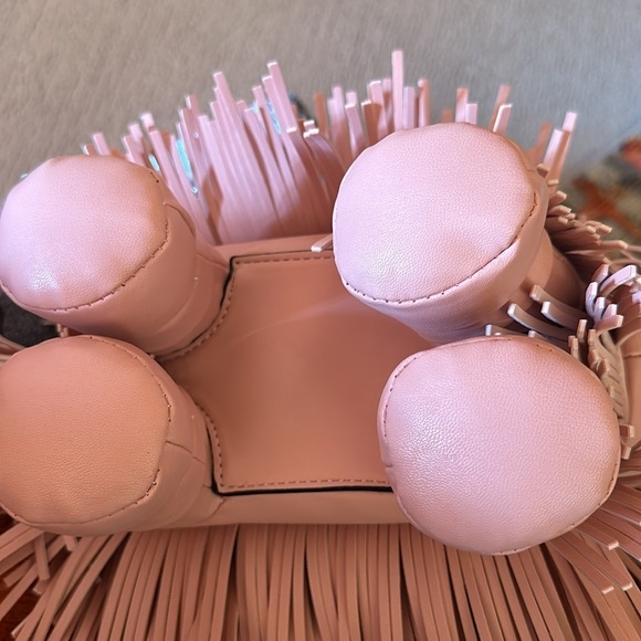 Classic fashion, shaggy dog pink handbag NEW - Picture 10 of 10